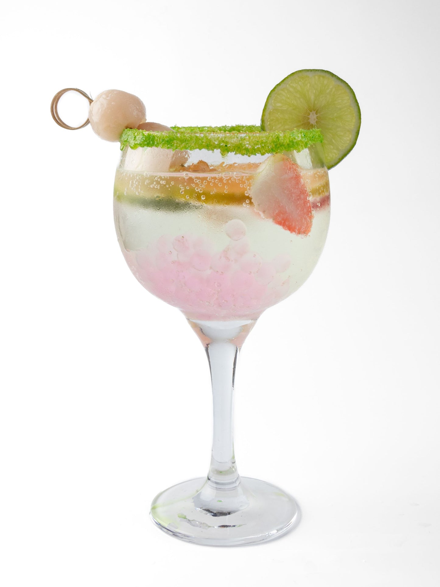 coctel con bolitas de sabores